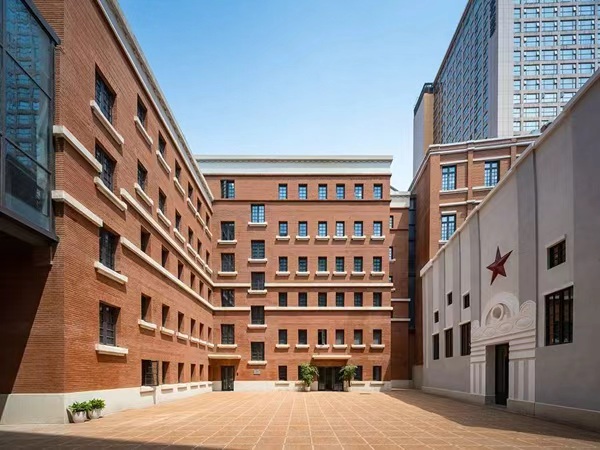 星空体育：助力建设“人民城市”探索城市更新“重庆方案”(图2)